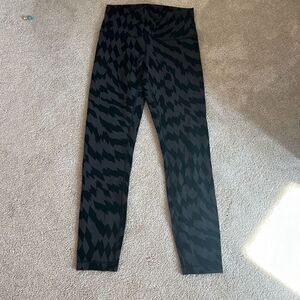 Lululemon Women's Black & Gray High-Rise Skinny Fit Leggings Size 6